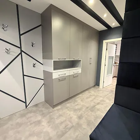 The Cozy 2bd In *